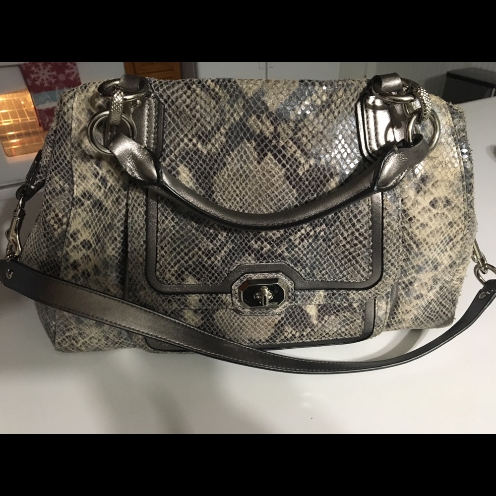 Women’s coach purse